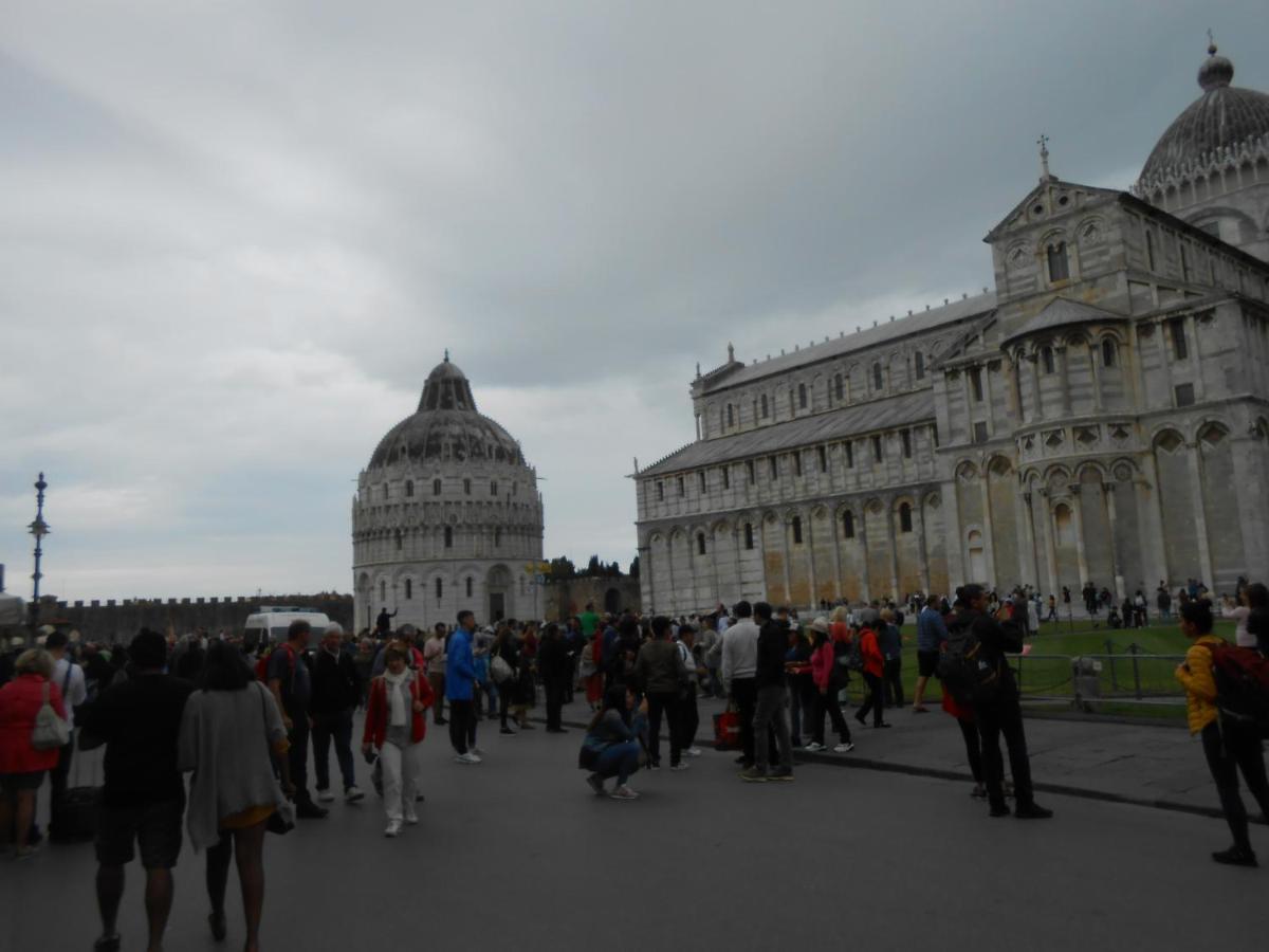 On The Roof Pisa Exterior photo